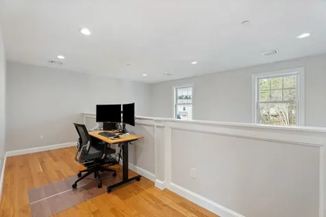 20 Kibrel Court Sandown NH 03873