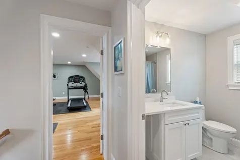 20 Kibrel Court Sandown NH 03873