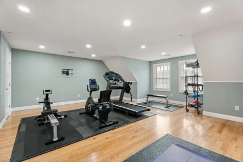 20 Kibrel Court Sandown NH 03873