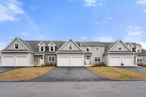 20 Kibrel Court Sandown NH 03873