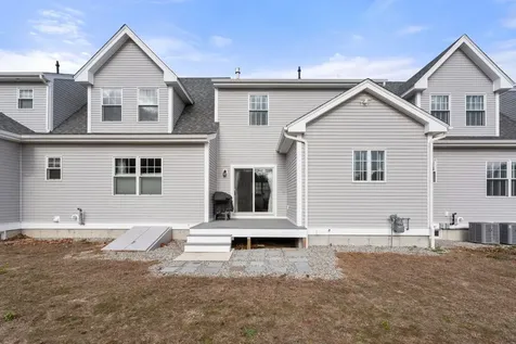 20 Kibrel Court Sandown NH 03873