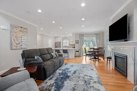 20 Kibrel Court Sandown NH 03873