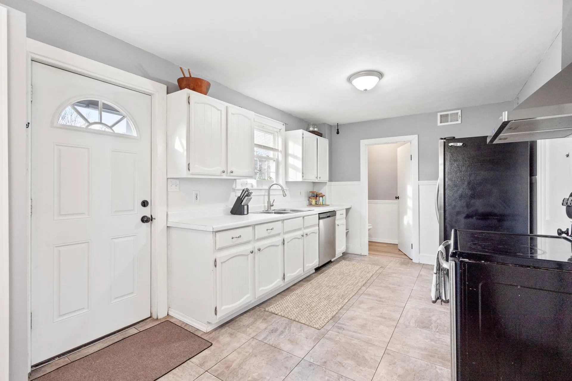 26 Littleworth Road Dover NH 03820