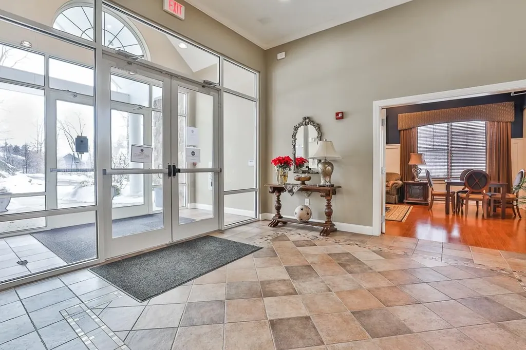 45 Centerwood Way Manchester NH 03102