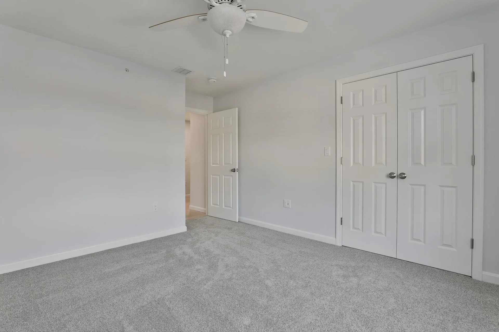 45 Centerwood Way Manchester NH 03102