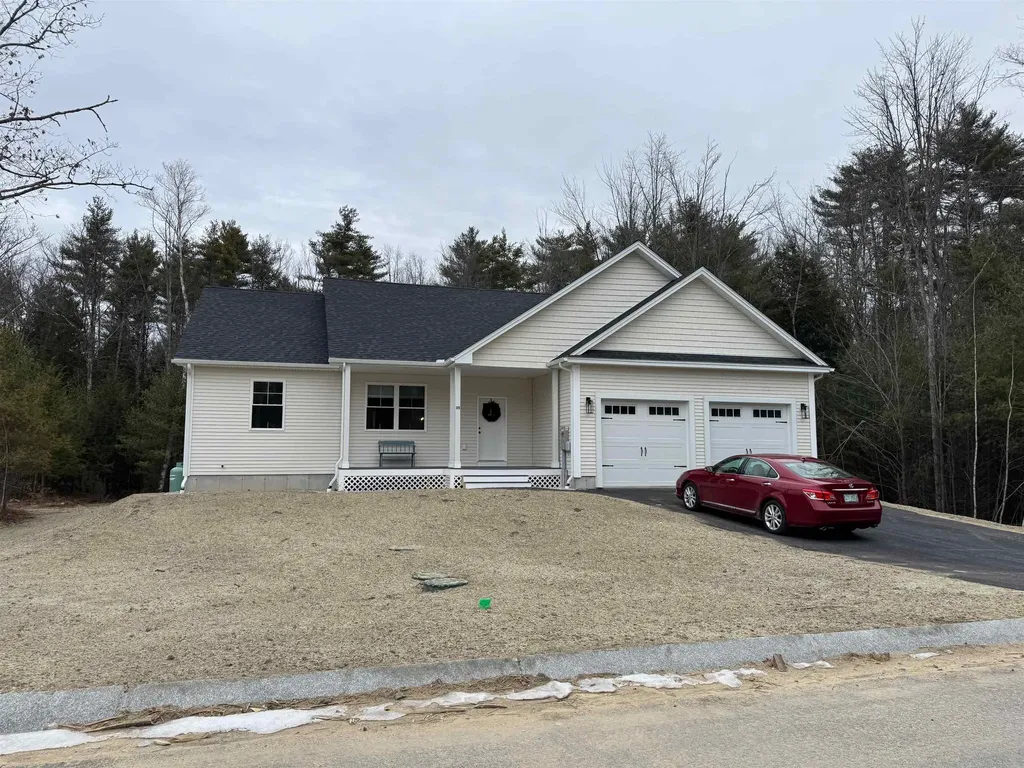 21 Freedom Drive Rochester NH 03867