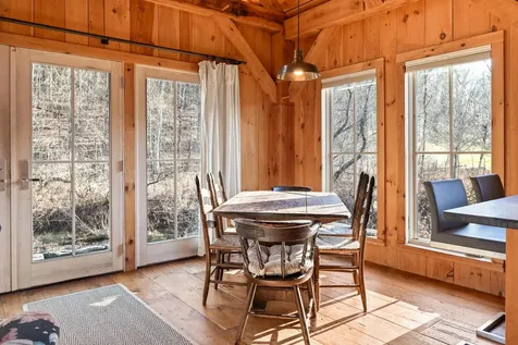 7a Brownsville Road Hartland VT 05048