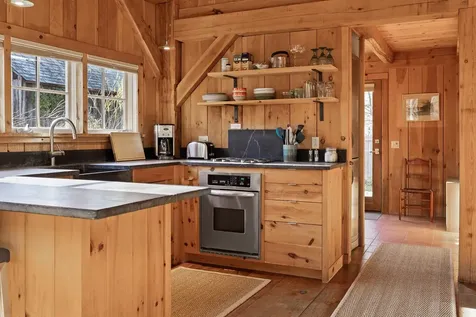 7a Brownsville Road Hartland VT 05048