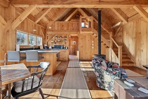 7a Brownsville Road Hartland VT 05048