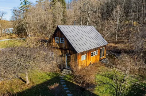 7a Brownsville Road Hartland VT 05048