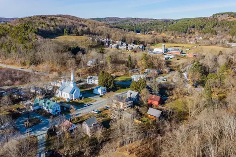 7 Brownsville Road Hartland VT 05049
