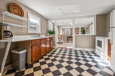 7 Brownsville Road Hartland VT 05049