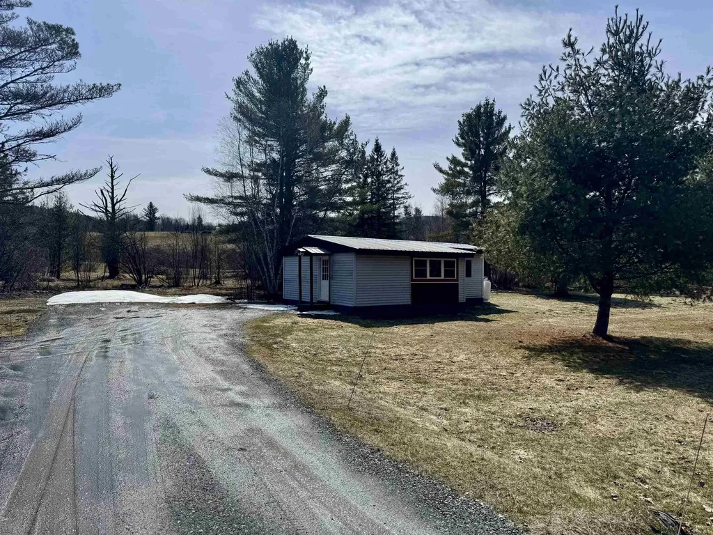 657 Creek Road Albany VT 05845