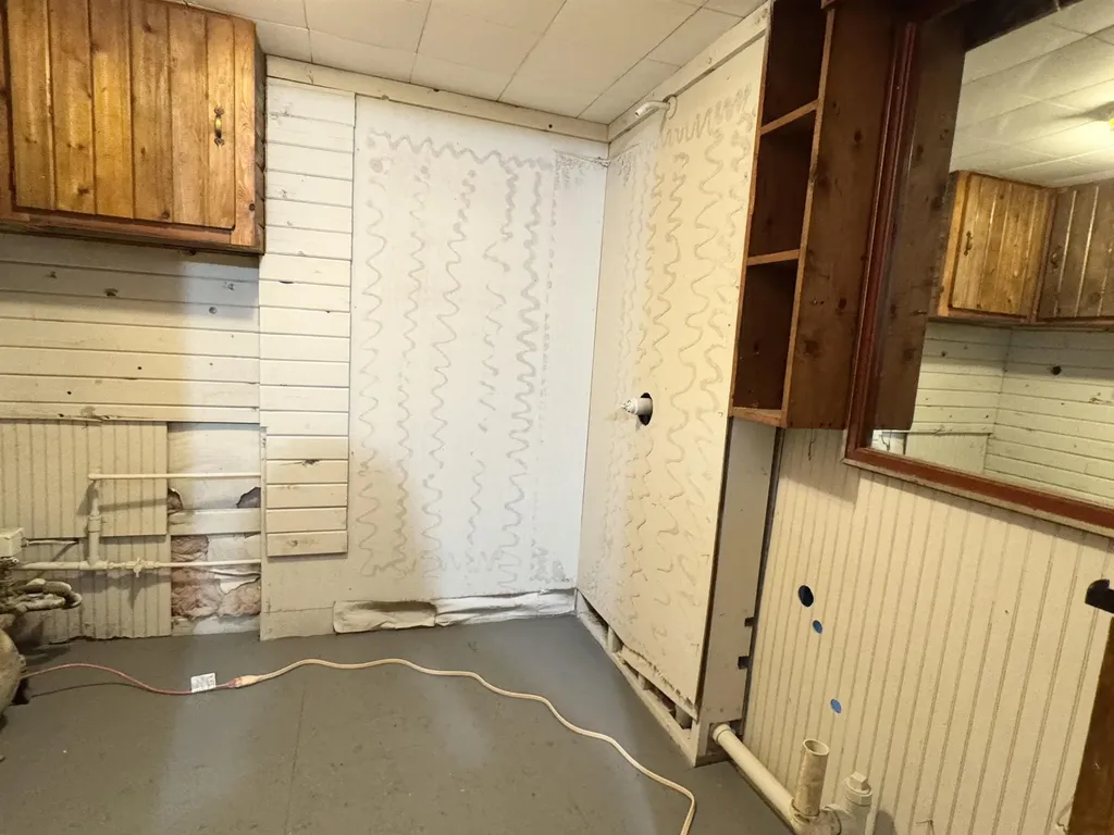 657 Creek Road Albany VT 05845