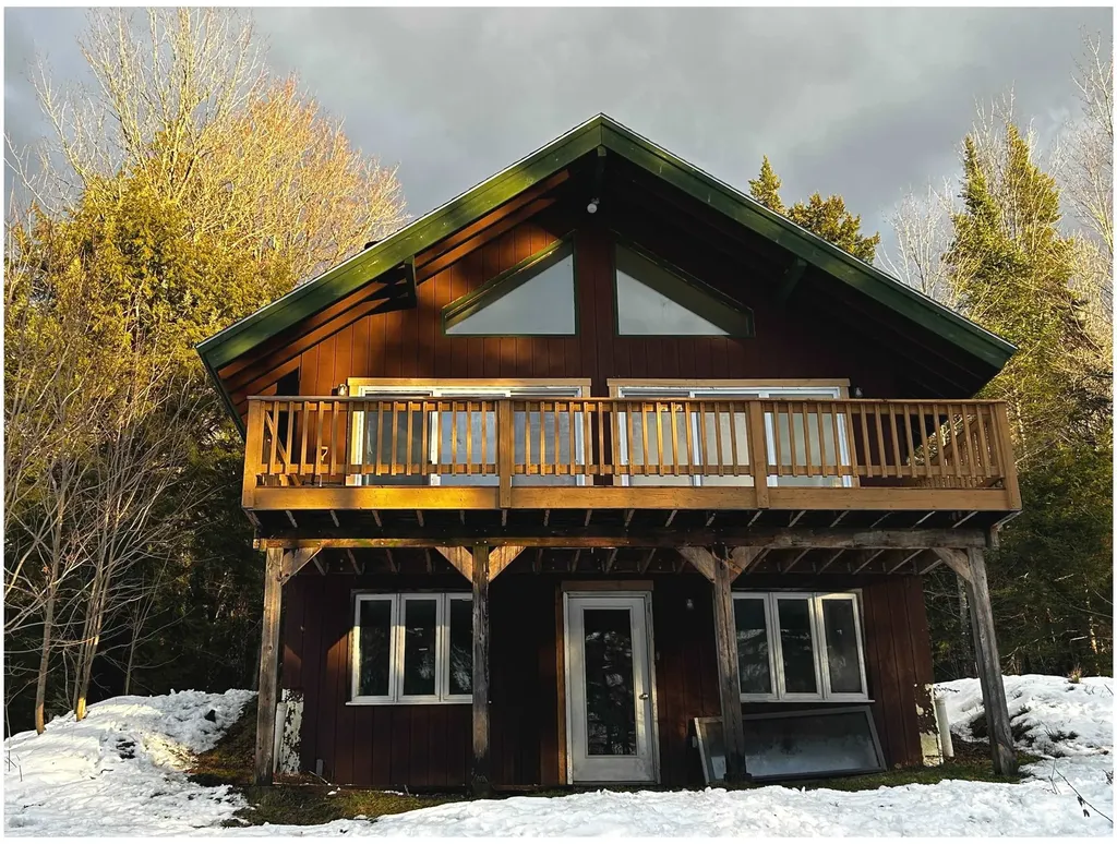 114 Penny Lane Elmore VT 05657