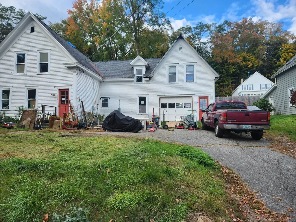 86 High Street Hinsdale NH 03451