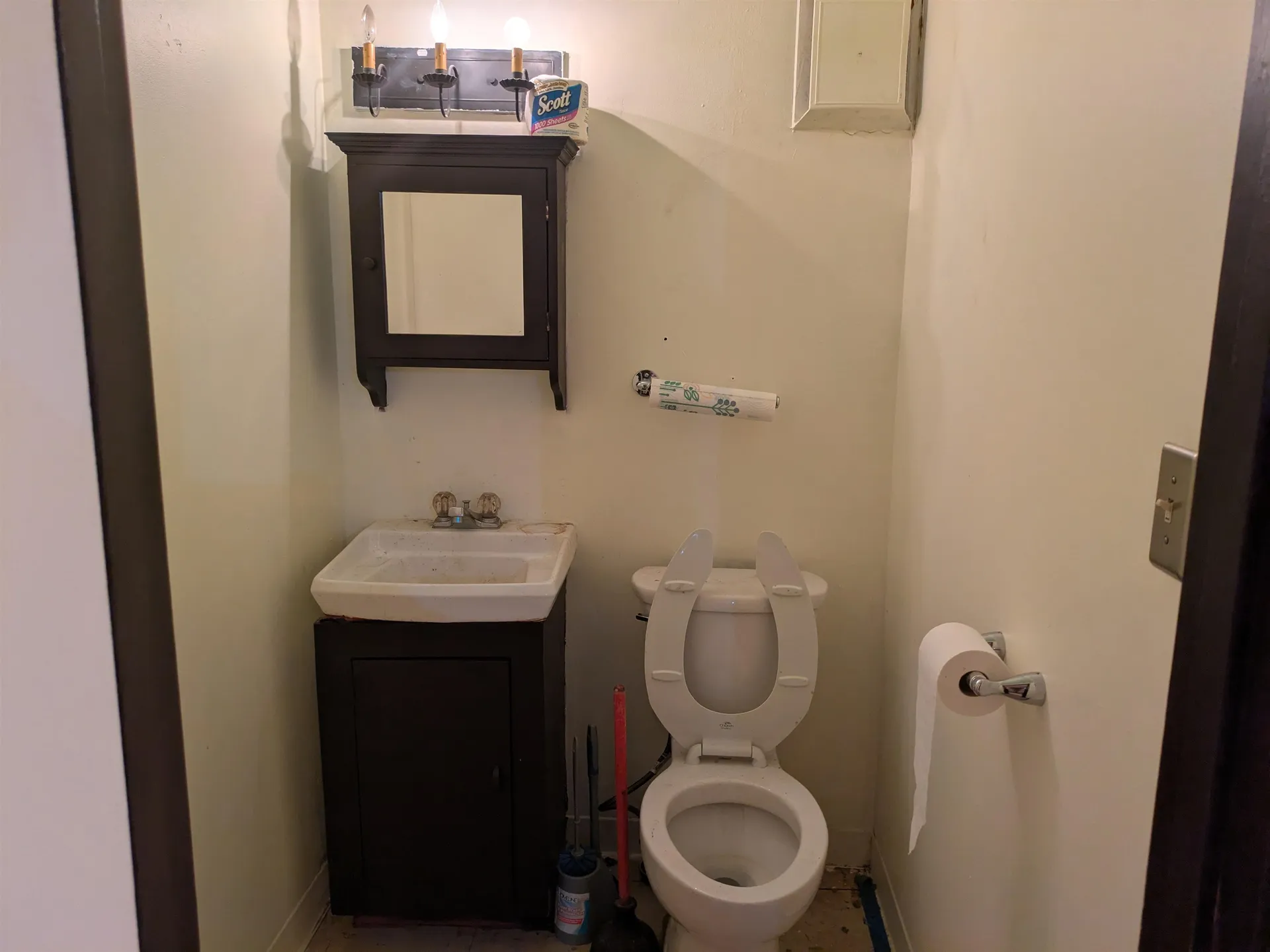 823 Elm Street Manchester NH 03101