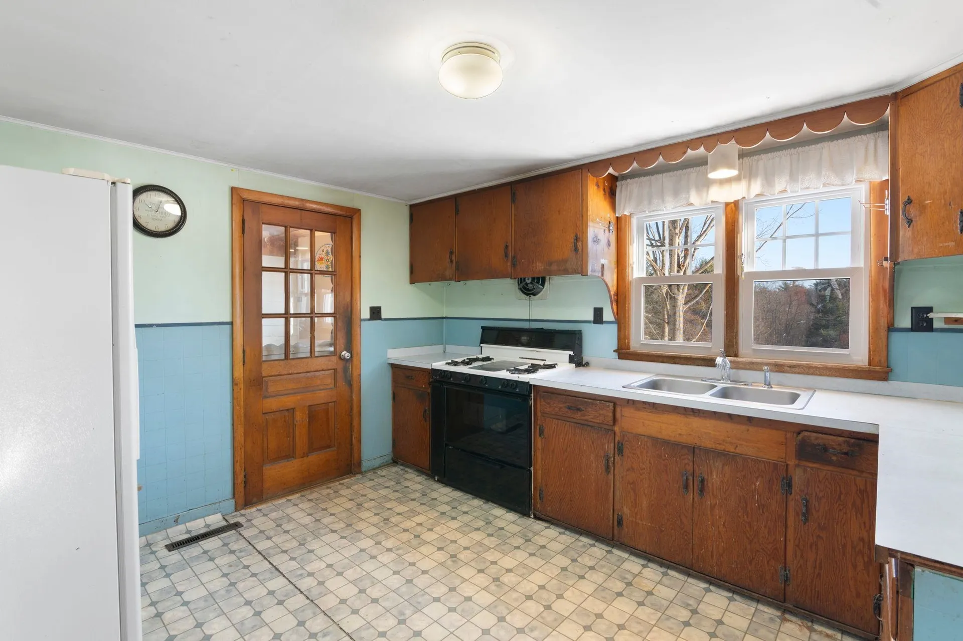 56 Park Laughton Road Dummerston VT 05346