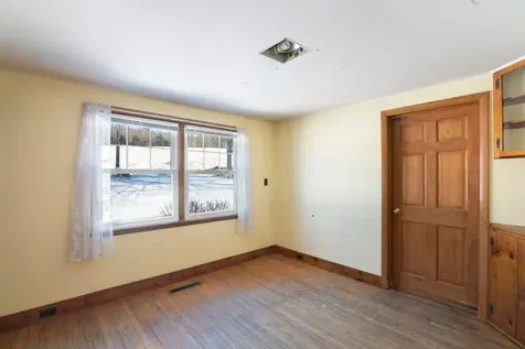 56 Park Laughton Road Dummerston VT 05346