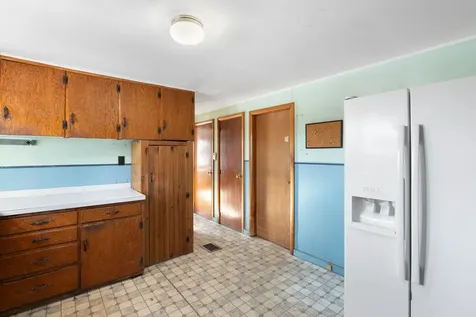 56 Park Laughton Road Dummerston VT 05346