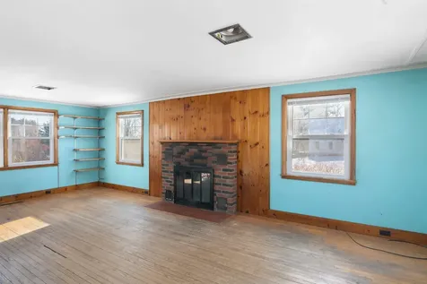 56 Park Laughton Road Dummerston VT 05346