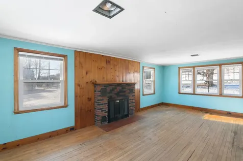 56 Park Laughton Road Dummerston VT 05346