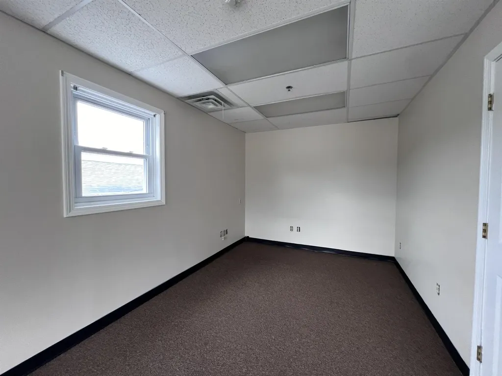 137 Epping Road Exeter NH 03833