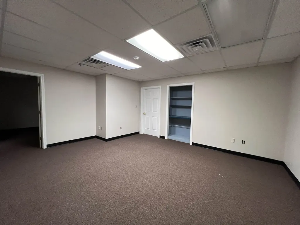 137 Epping Road Exeter NH 03833