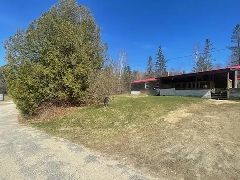 76 Potter Road Stark NH 03582