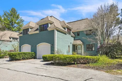 9 Clearwater Drive Dover NH 03820