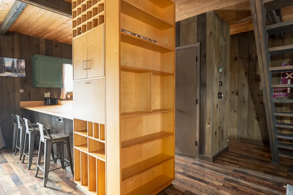 2 Byington Lane Winhall VT 05340