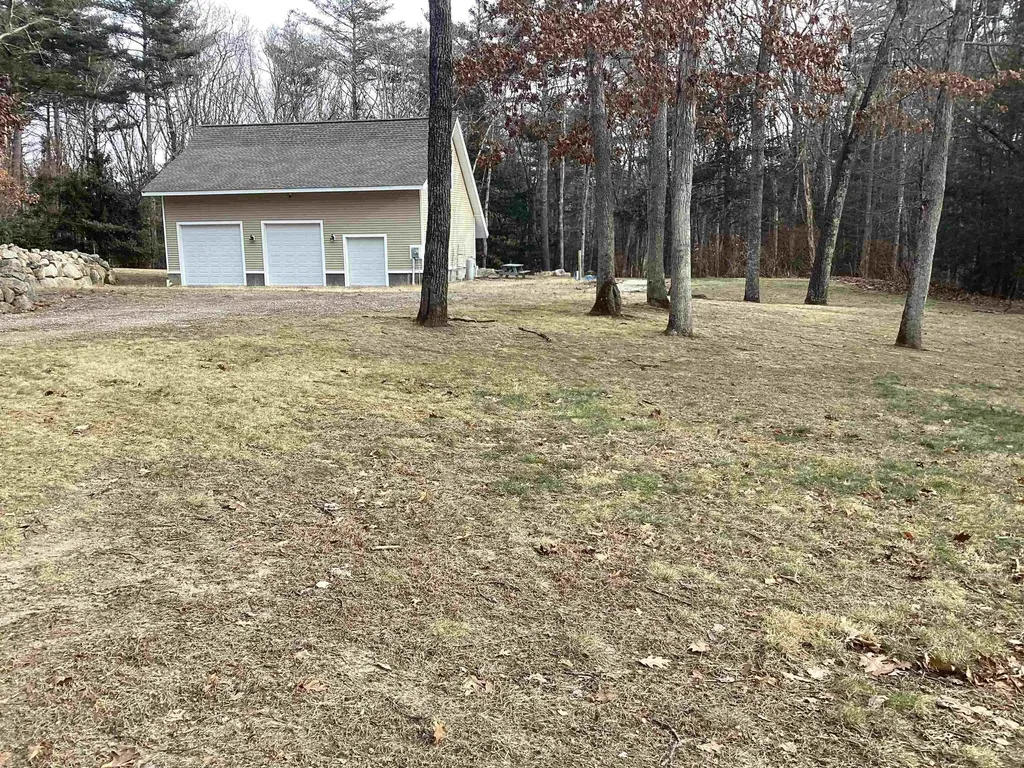 27 Beaver Lane Bedford NH 03110
