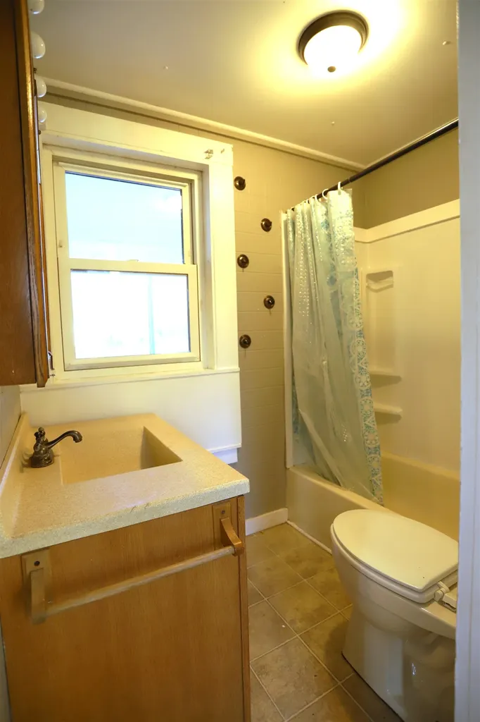 620 East Main Street Newport City VT 05855