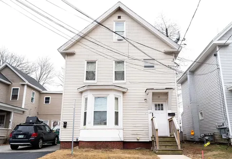 12 Academy Street Rochester NH 03867