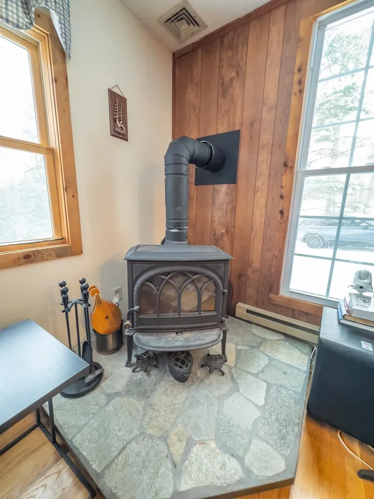 7224 Route 100 Wardsboro VT 05355