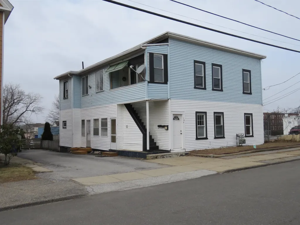 102 Lincoln Street Manchester NH 03103
