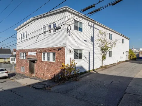 562 Clay Street Manchester NH 03103