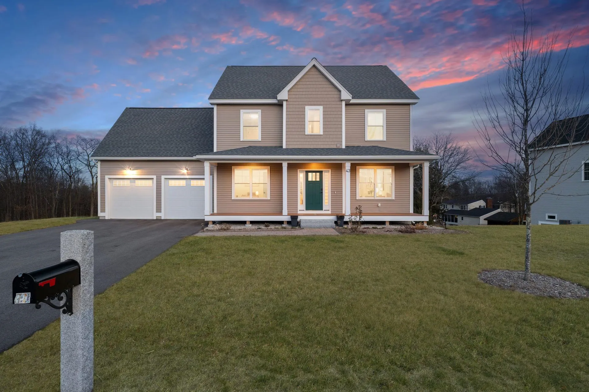 43 Therrien Lane Manchester NH 03104