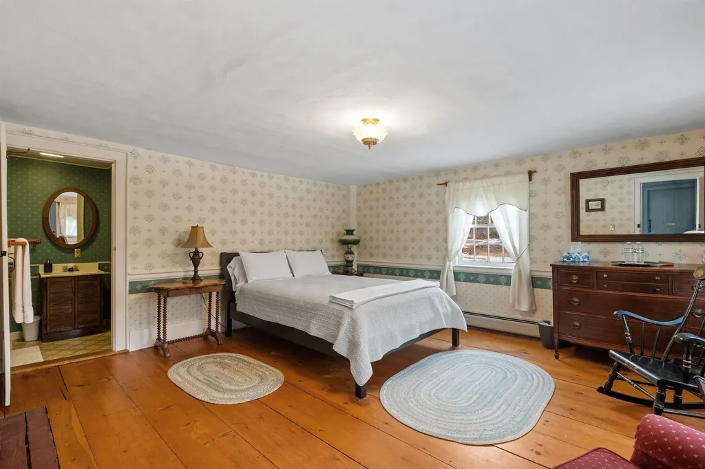 3 Colonel Spencer Road Campton NH 03223