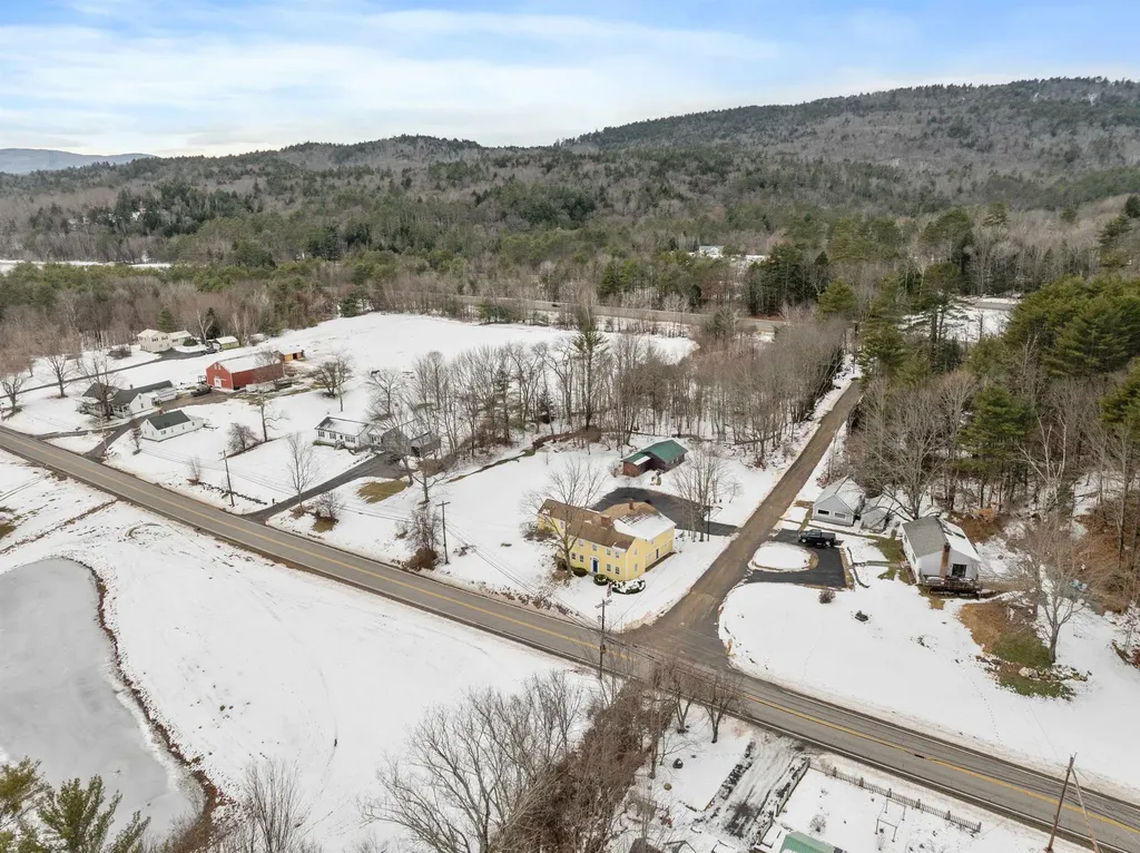 3 Colonel Spencer Road Campton NH 03223