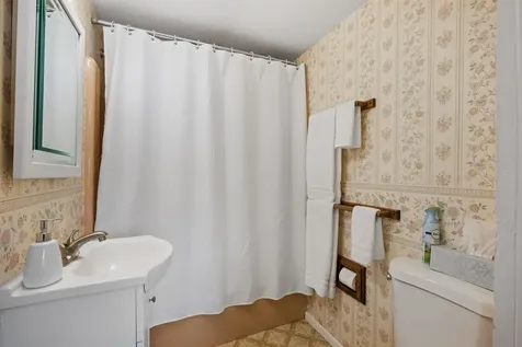 3 Colonel Spencer Road Campton NH 03223