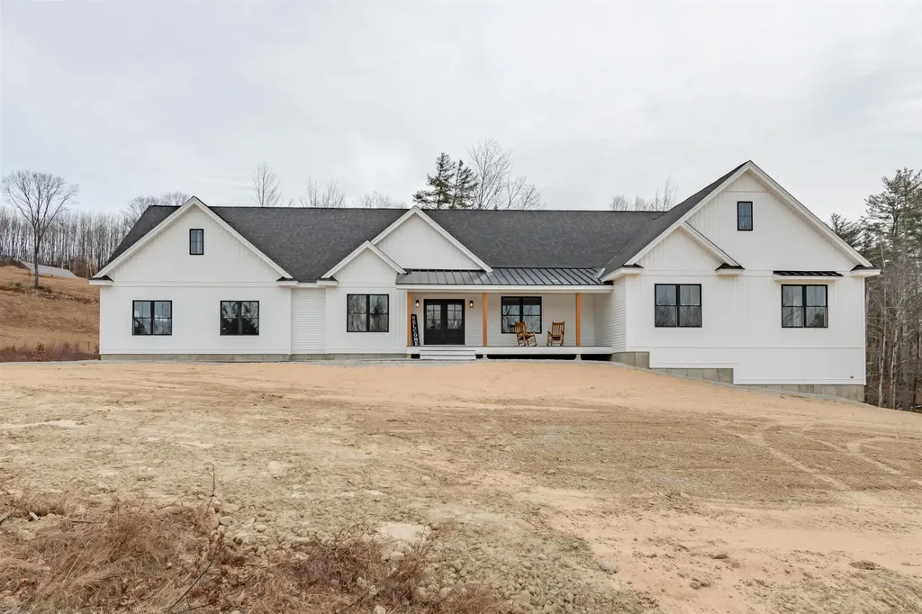 6 Hilltop Lane Dunbarton NH 03046