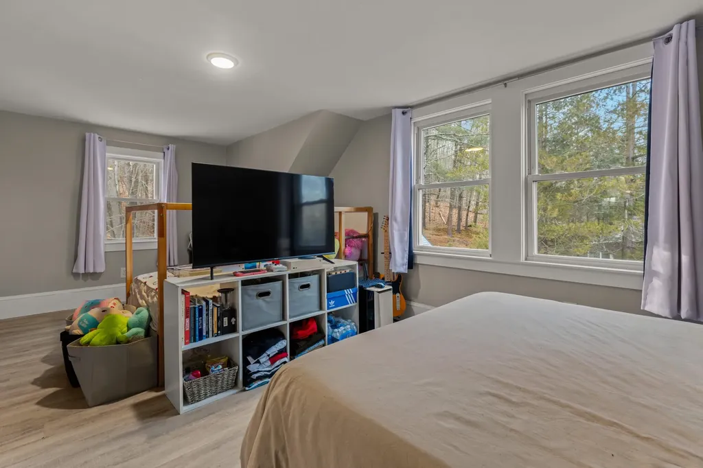 110 Exeter Road Newmarket NH 03857