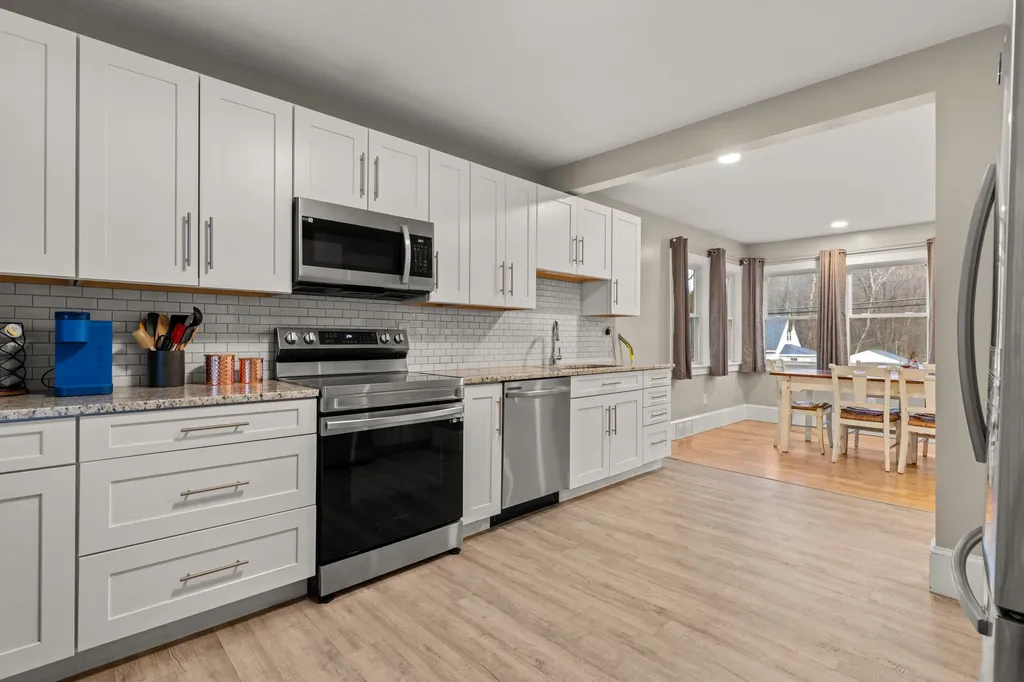 110 Exeter Road Newmarket NH 03857