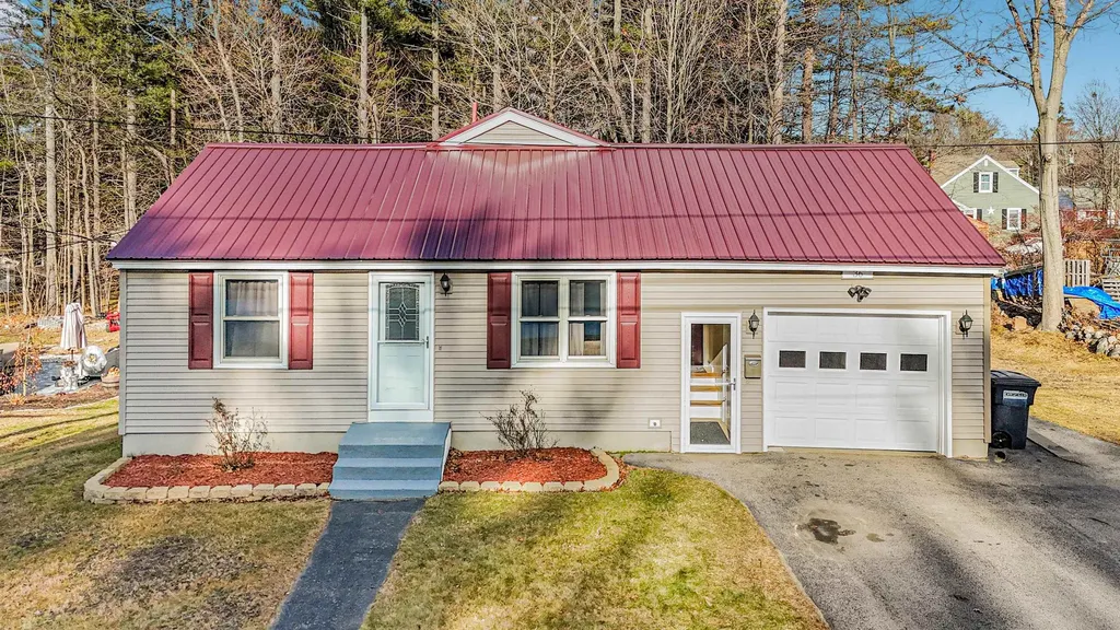 36 Al's Avenue Allenstown NH 03275