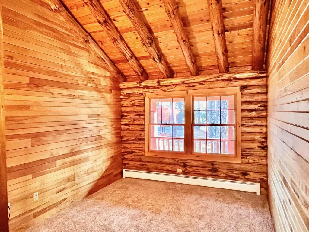 15 Wrobel Road Chesterfield NH 03462