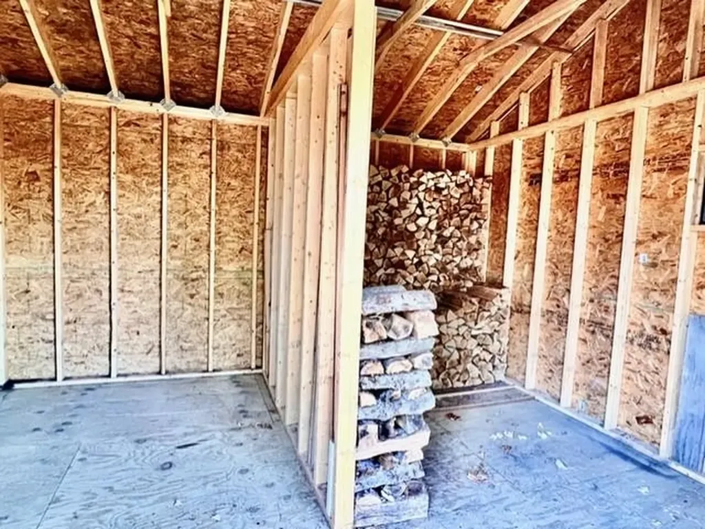 15 Wrobel Road Chesterfield NH 03462