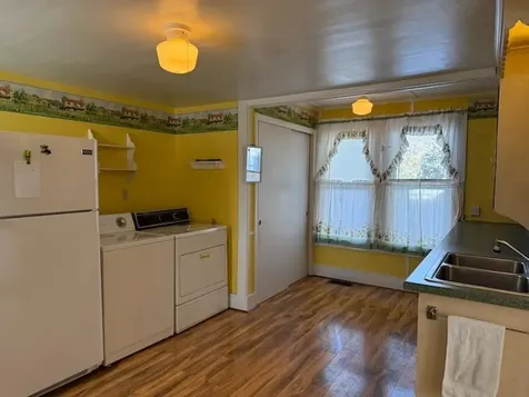 98 Spring Street Newport City VT 05855