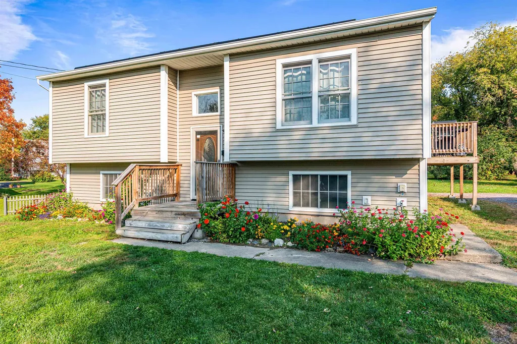 25 Lower Gilman Street St. Albans City VT 05478