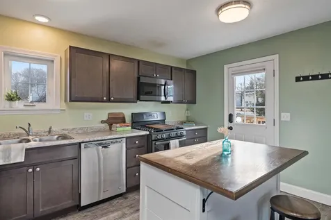 25 Lower Gilman Street St. Albans City VT 05478